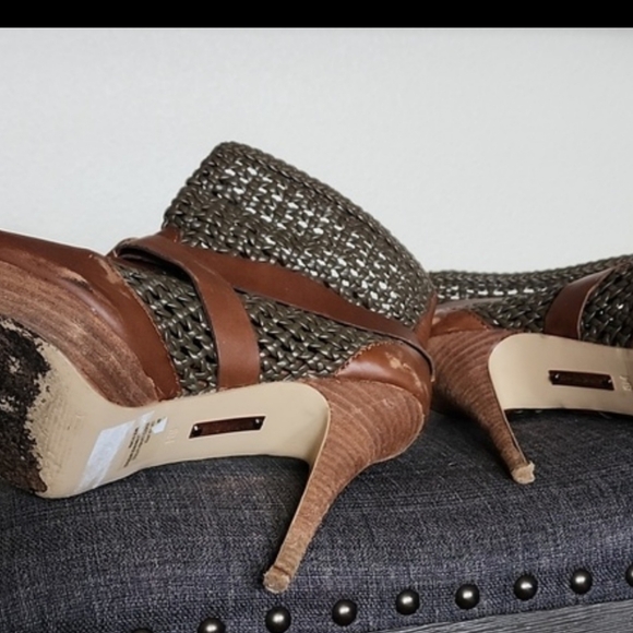 Steven By Steve Madden - Picture 3 of 5